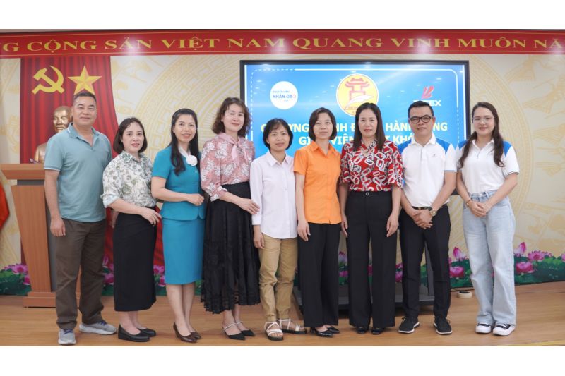 BITEX ĐỒNG HÀNH CÙNG GIÁO VIÊN VƯỢT KHÓ TẠI HUYỆN GIA LÂM - HÀ NỘI