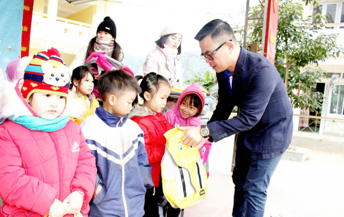 chuong-trinh-t iep-suc-toi-tr uong-tai-huyen -bao-lam-cao-b ang-3.jpg