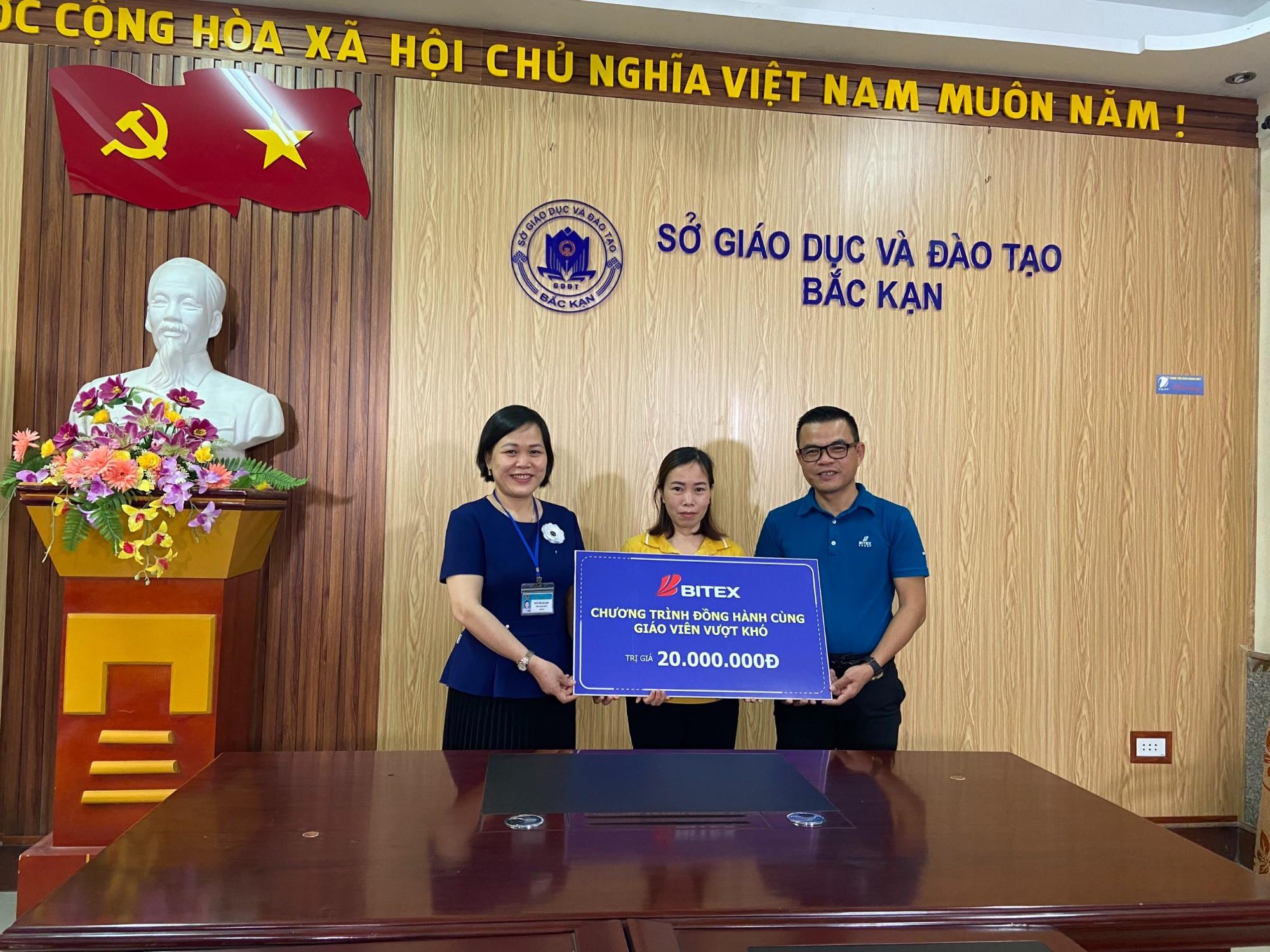 tiep-tuc-hanh- trinh-dong-han h-cung-giao-vi en-vuot-kho-ta i-bac-kan-2.jp eg