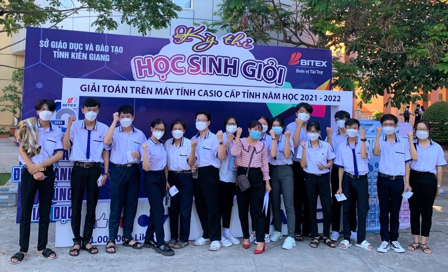 Cùng nhau chinh phục Kỳ thi Giải toán trên máy tính cầm tay Casio năm học 2021 – 2022 tại Kiên Giang