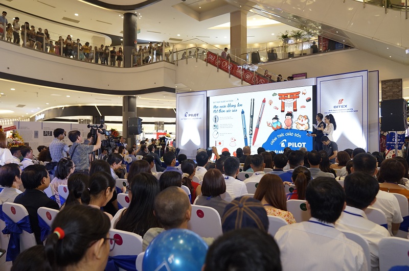bitex-tro-than h-nha-phan-pho i-doc-quyen-bu t-pilot-1.jpg