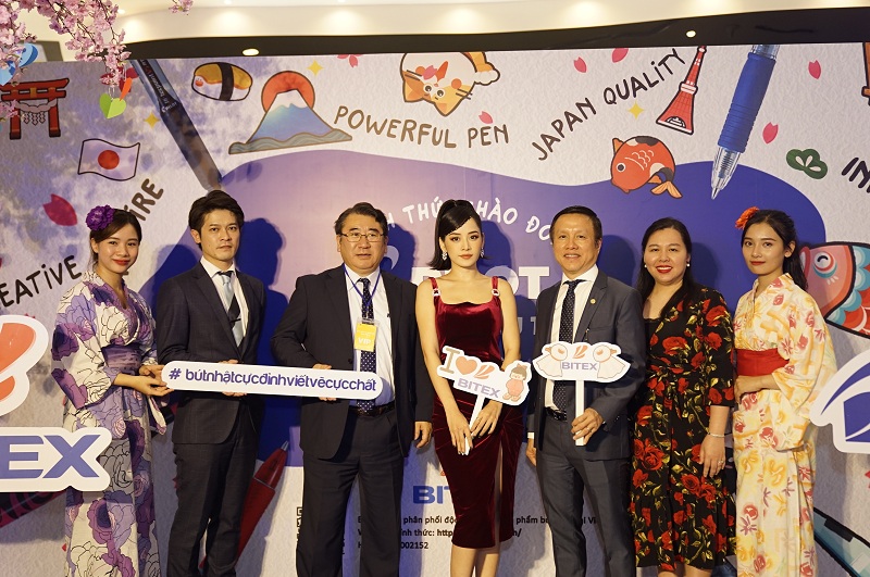 bitex-tro-than h-nha-phan-pho i-doc-quyen-bu t-pilot-8.jpg