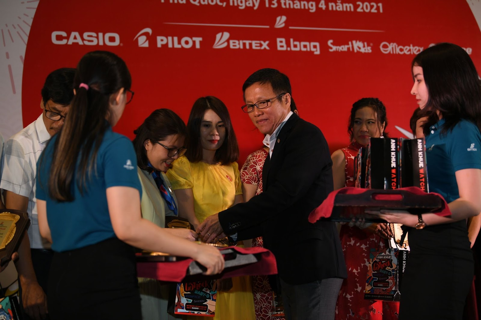 nha-phan-phoi- dai-ly-mien-ba c-du-hoi-nghi- khach-hang-202 1-cua-bitex-ta i-phu-quoc-13. JPG