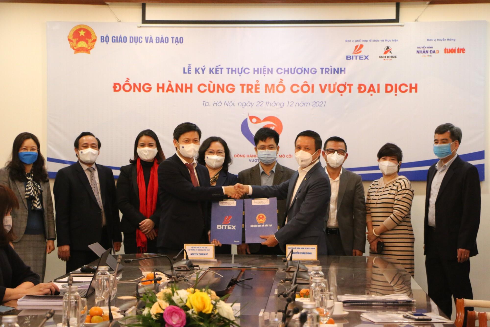 10 tỷ đồng sẽ được hỗ trợ cho hơn 800 trẻ mồ côi vì đại dịch