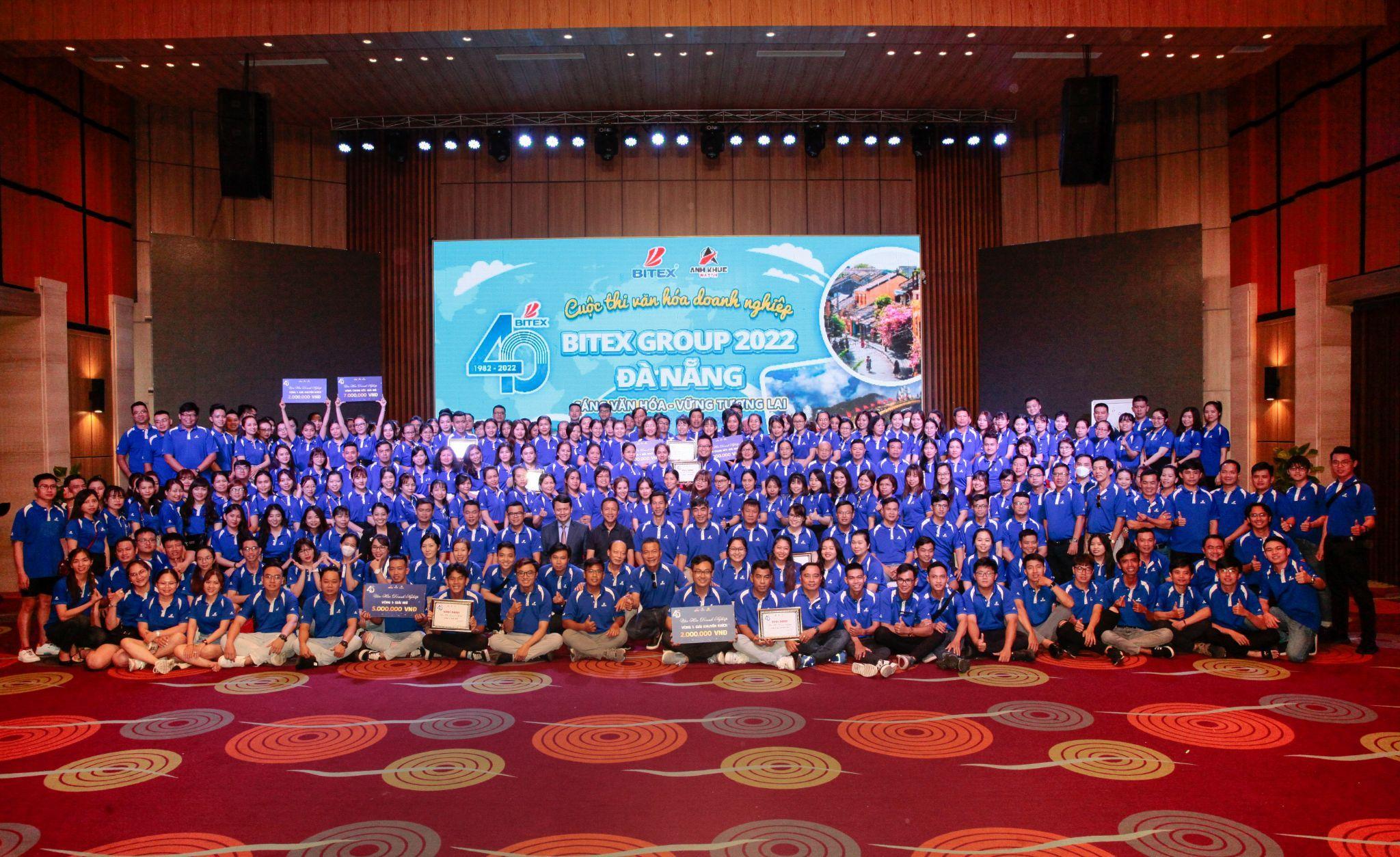 bitex-duoc-vin h-danh-giai-th uong-doanh-ngh iep-tieu-bieu- vi-nguoi-lao-d ong-2022-5.jpg