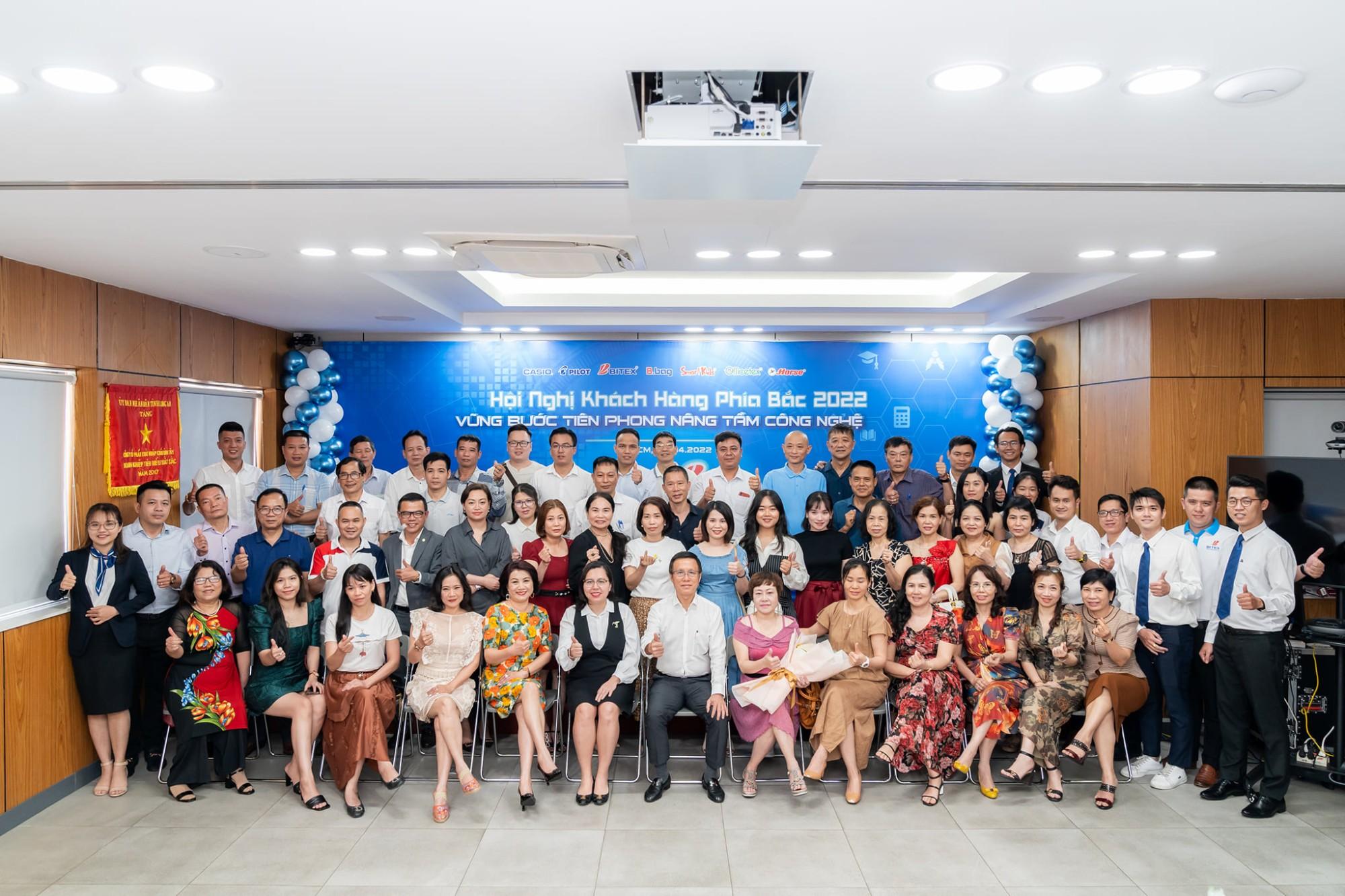 khep-lai-hoi-n ghi-khach-hang -phia-bac-2022 -3.jpeg