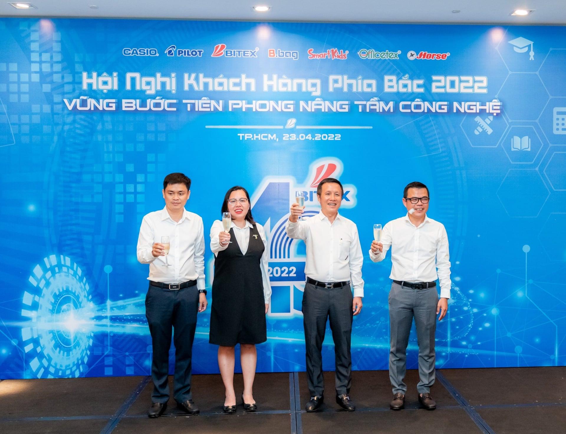 khep-lai-hoi-n ghi-khach-hang -phia-bac-2022 -9.jpeg