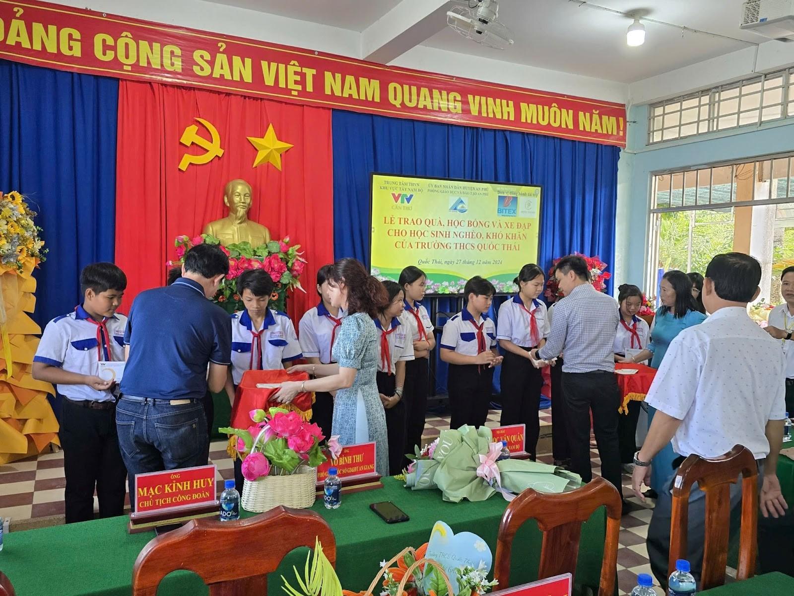 bitex-mang-yeu -thuong-den-hu yen-an-phu-cun g-chap-canh-uo c-mo-cho-the-h e-tre-2.jpg