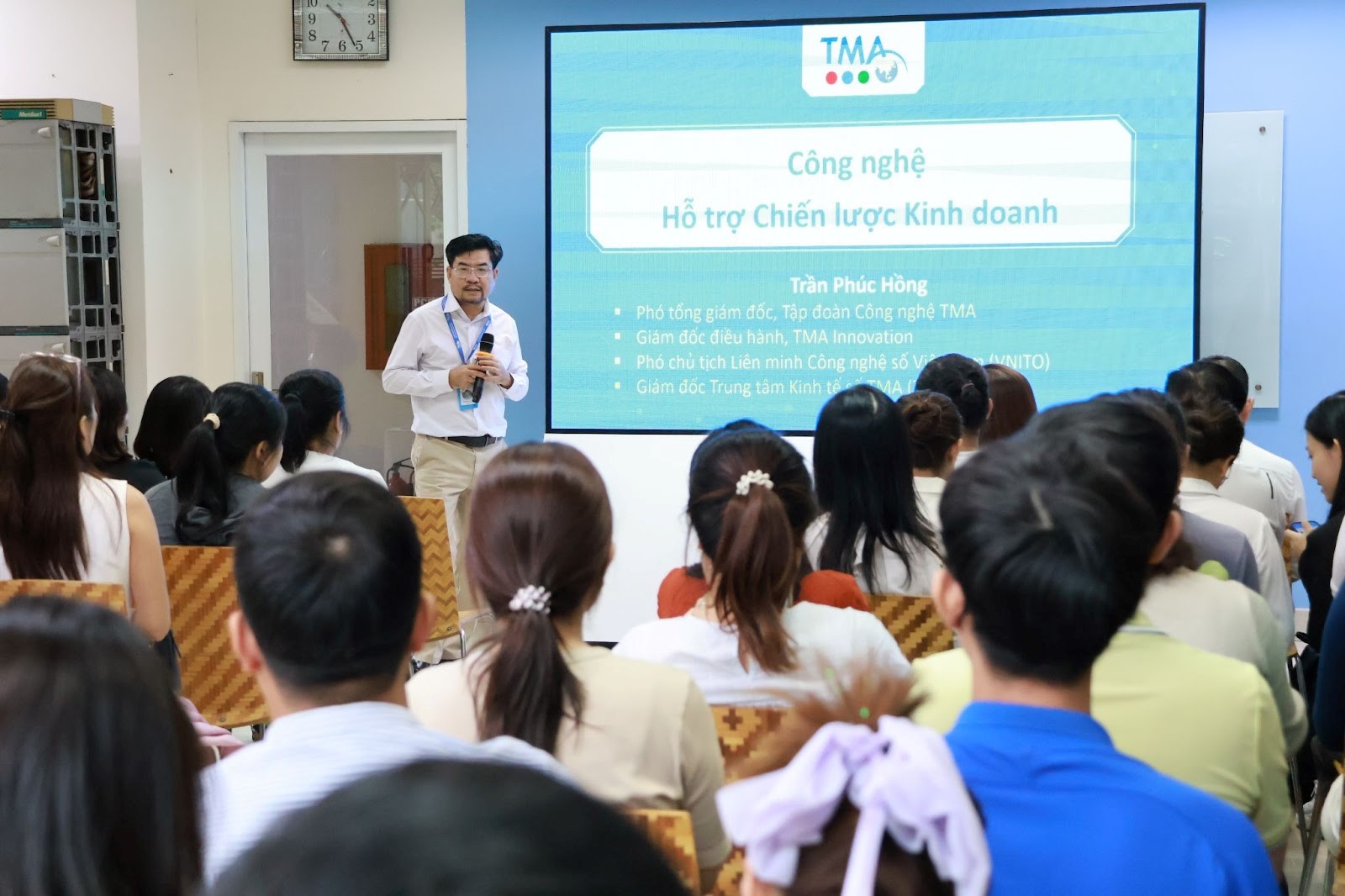 bitex-group-do ng-hanh-cung-t ma-solutions-m ang-den-trai-n ghiem-ai-da-da ng-cho-cbnv-2. jpg